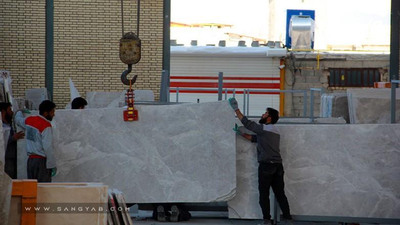سنگبری آئینه سنگ نیریز